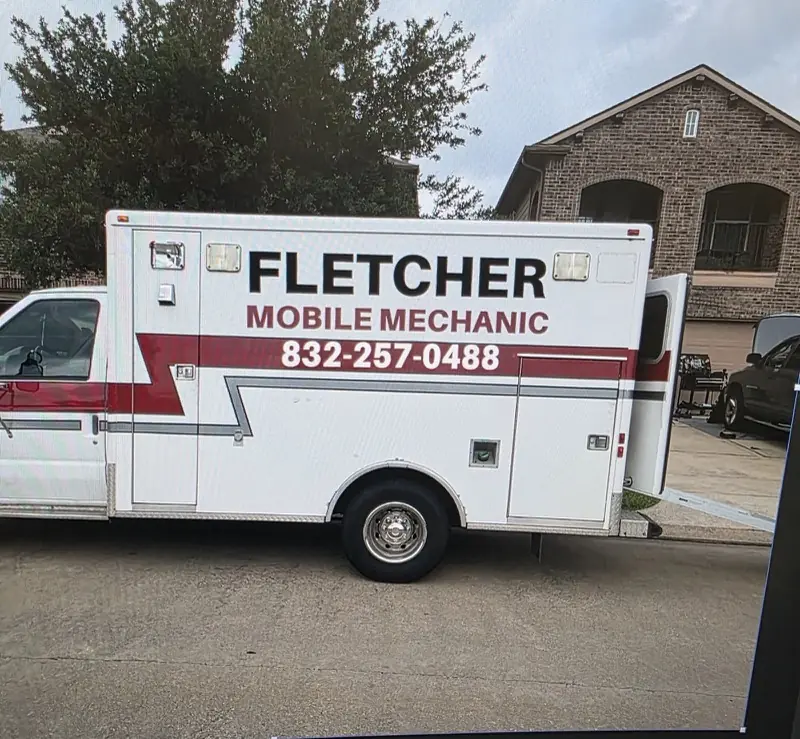 Box truck with red and white mobile mechanic lettering, by ExpressAutoTNT in Katy, TX